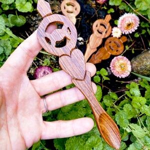 Boutique Wooden Triple Moon Tea Spoon Wicca Witchcraft Spellwork Goddess Witchy